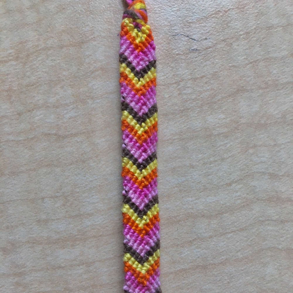 VSCO Chevron Friendship Bracelet